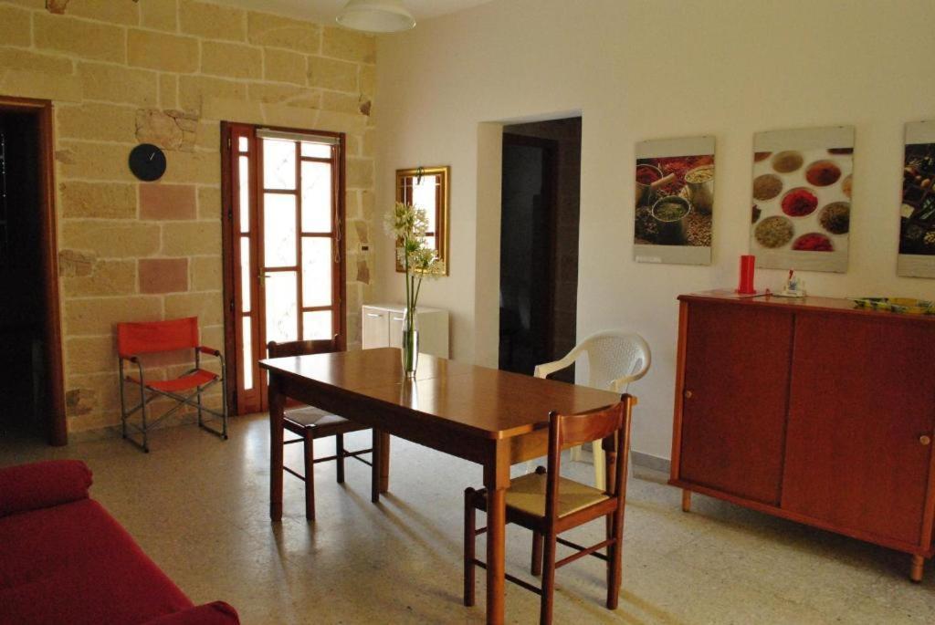 Residenza Del Sole Surbo Exterior foto